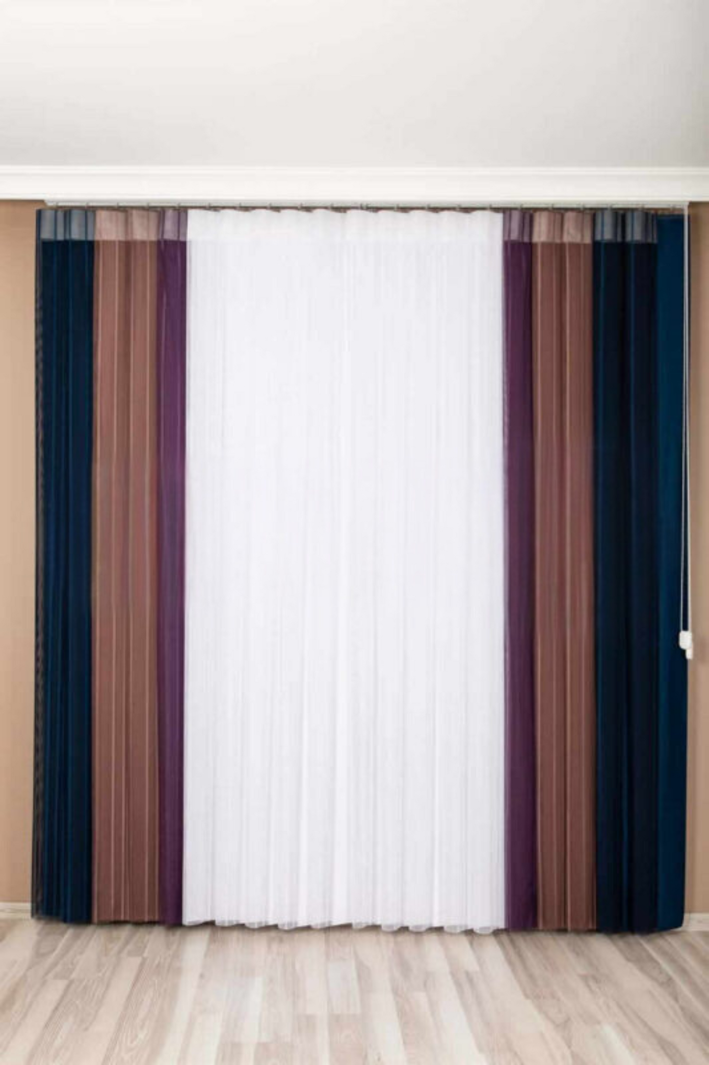 Meervoudige kleuren op de inbetween gordijnen