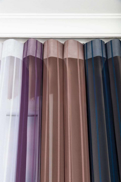 Meervoudige kleuren op de inbetween gordijnen