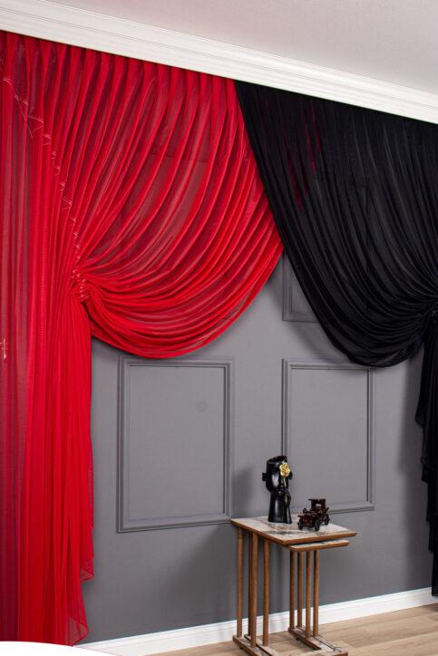 Luxe Kruislingse Gordijnen in Twee Kleuren