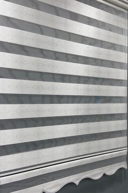 Zilveren Damask Zebra Rolgordijn