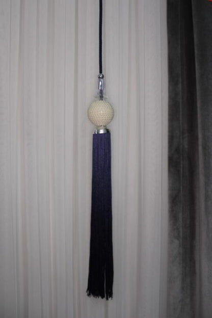 Parelmoerkleurige hangermodellen