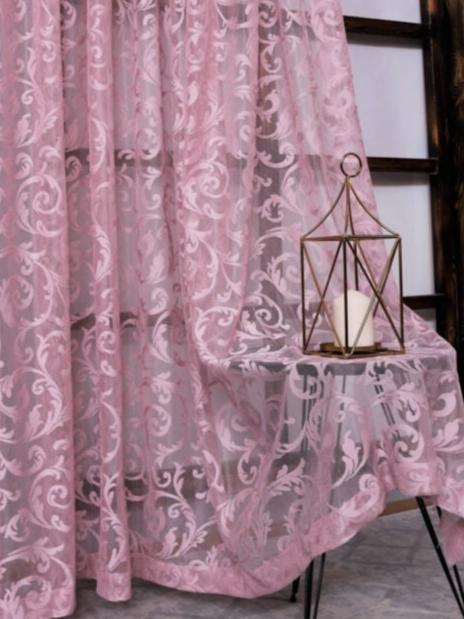 Gepatroonde Roze Over Gordijn